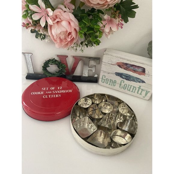 Cookie and‎ Sandwich Cutters Set of 12  In Box Japan Metal Vintage Collectibles - Picture 5 of 13